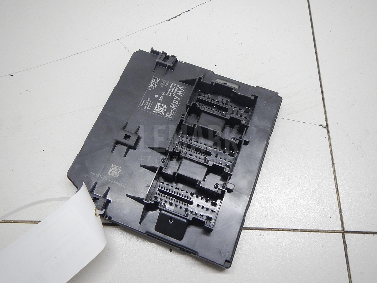 Блок комфорта 5K0937087ABZ02 VAG