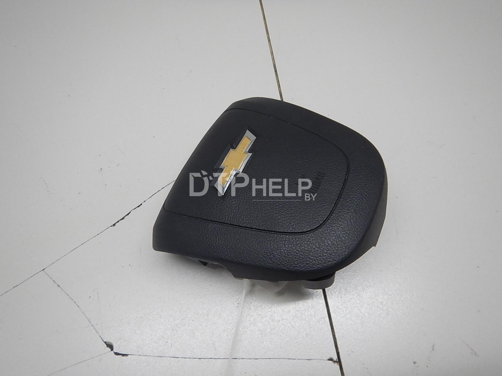 Фото Подушка безопасности в рулевое колесо для Chevrolet Cruze  2010