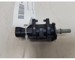 Клапан вентиляции топливного бака для Chevrolet Camaro 2009-2015 с разбора состояние отличное