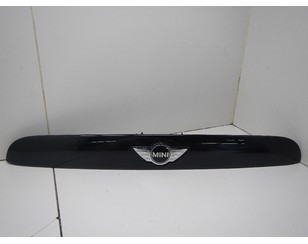 Накладка двери багажника для Mini F56 2014> БУ состояние отличное