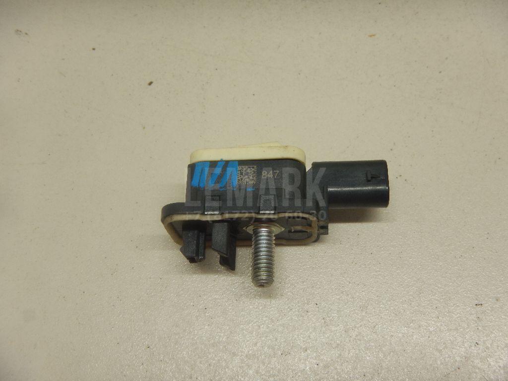 Датчик AIR BAG 7P0959354 VAG