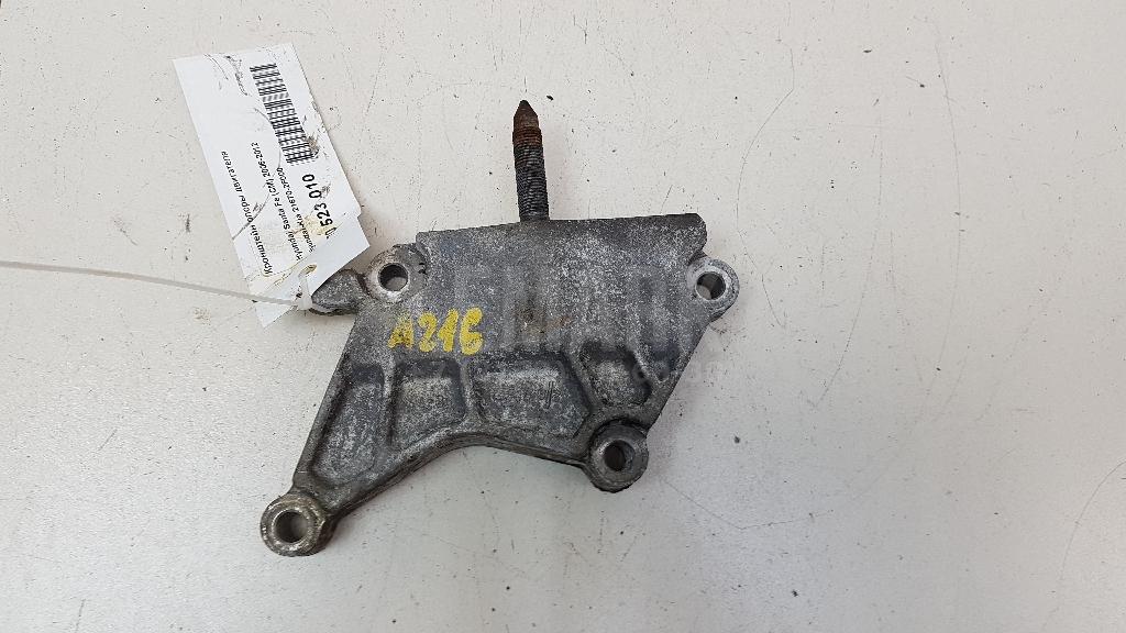 Кронштейн опоры двигателя 216702F000 Hyundai-Kia