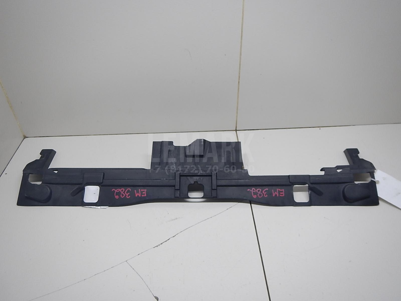Крепеж решетки радиатора 1724994 Ford
