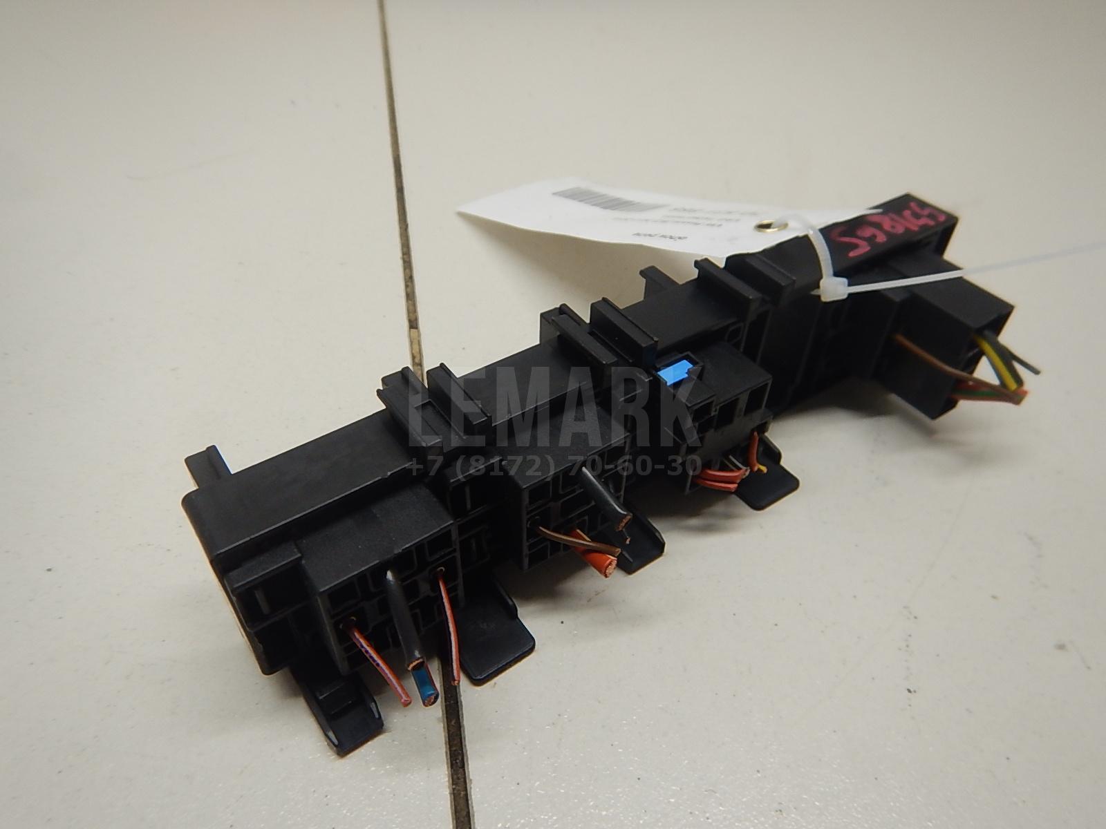 Блок реле для  BMW X6 F16/F86 2014-2020