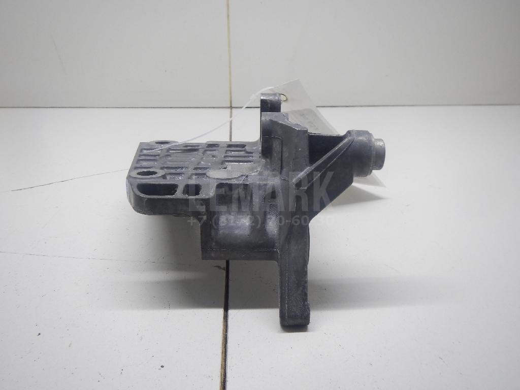Кронштейн генератора для  BMW 7-serie E65/E66 2001-2008