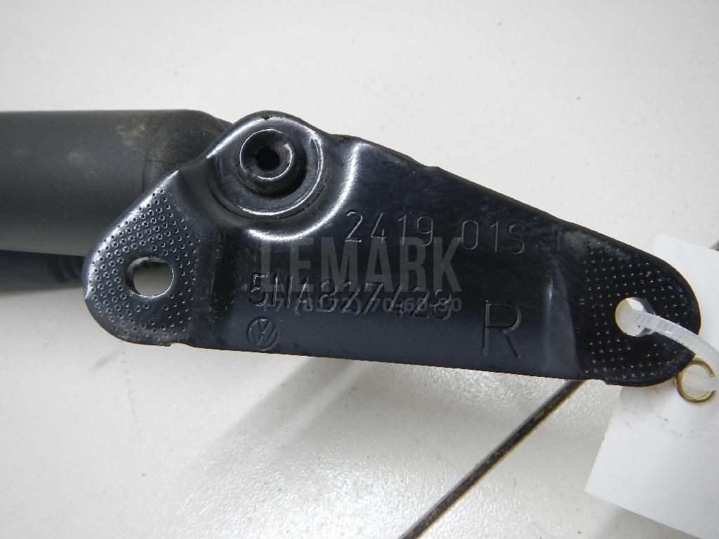 Амортизатор двери багажника 5NA827851A905 VAG