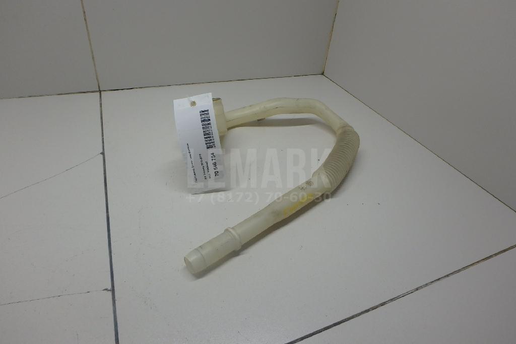 Горловина бачка омывателя 7P6955463 VAG
