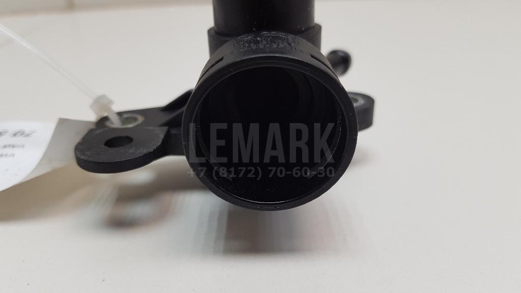 Тройник системы охлаждения для  BMW X1 F48 2014-2022