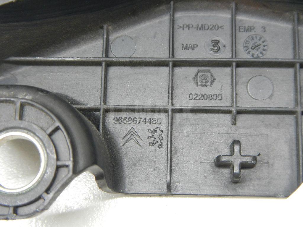 Кожух замка капота для  Fiat Idea 2003-2016