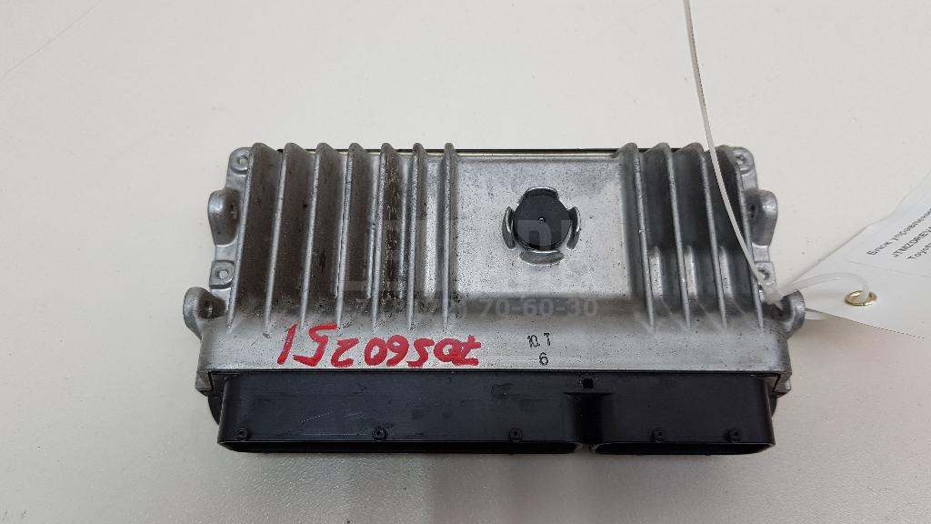 Блок управления двигателем 8966142V31 Toyota