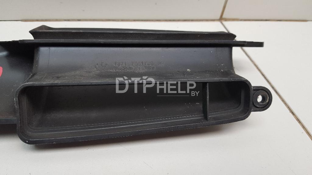 Фото Воздухозаборник (наружный) для BMW 3-serie E90/E91  2006