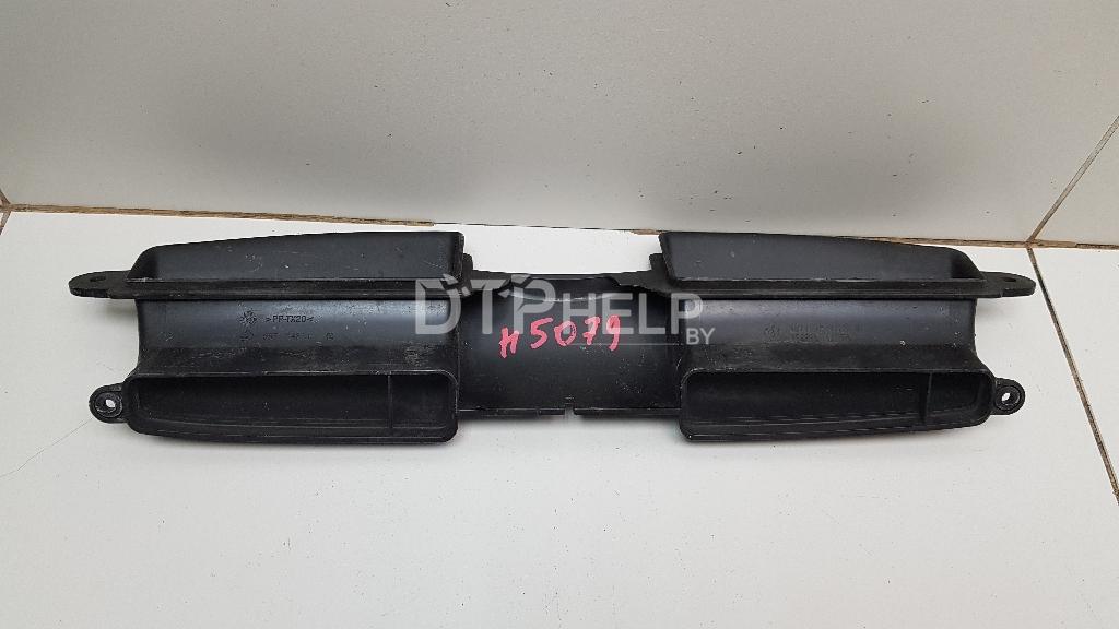 Фото Воздухозаборник (наружный) для BMW 3-serie E90/E91  2006