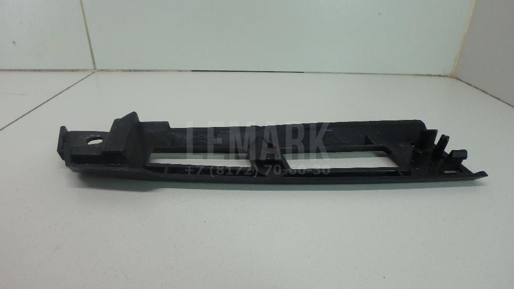 Кронштейн заднего бампера правый для  BMW X5 E70 2007-2013
