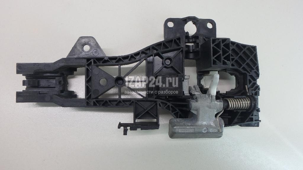 4L0839885H Кронштейн ручки VAG Q7 [4L] (2005 - 2015)