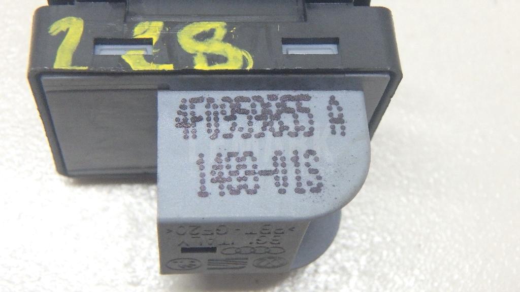 Кнопка стеклоподъемника для  Citroen C4 2004-2011