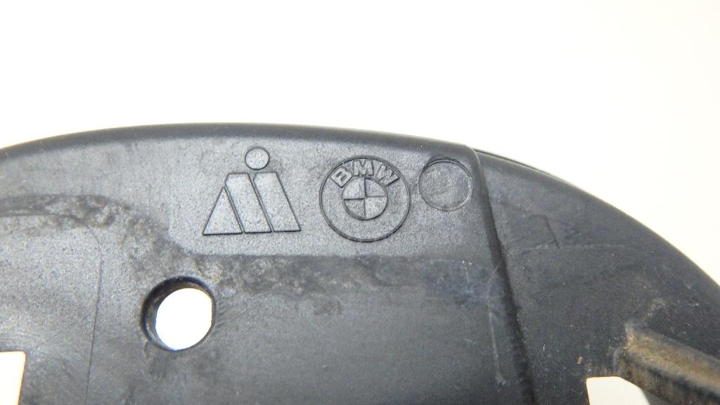 Рамка зеркала левого для  BMW X1 F48 2014-2022