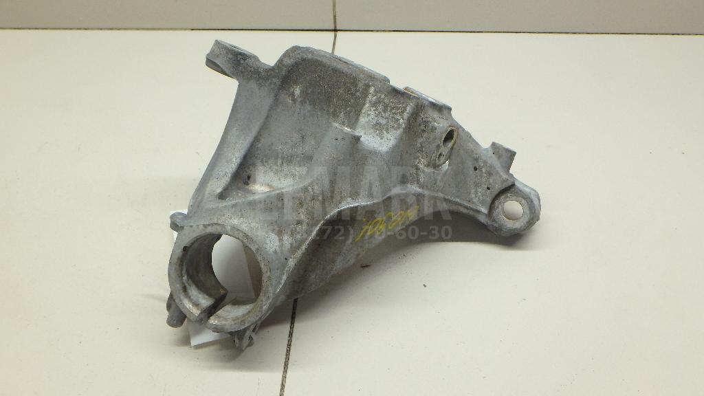 Кулак поворотный передний правый для  BMW 6-serie E24 1982-1990