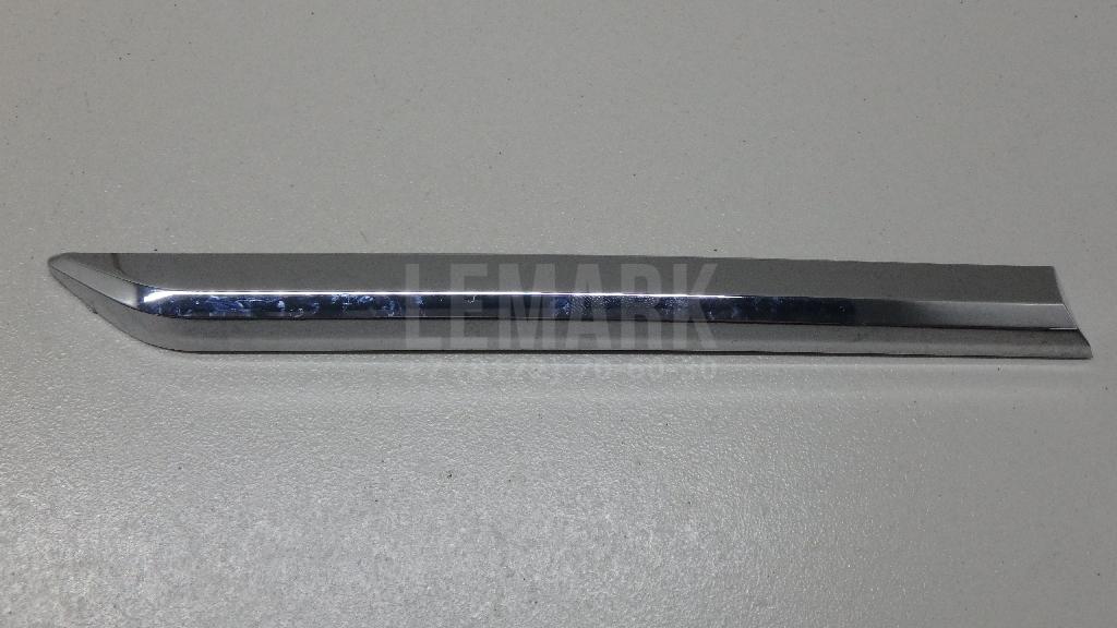 Молдинг передней правой двери 5NA853688D2ZZ VAG