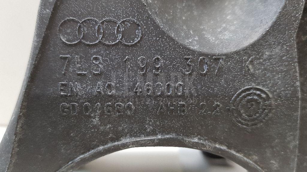 Кронштейн двигателя левый для  Audi A4 [B8] 2007-2015