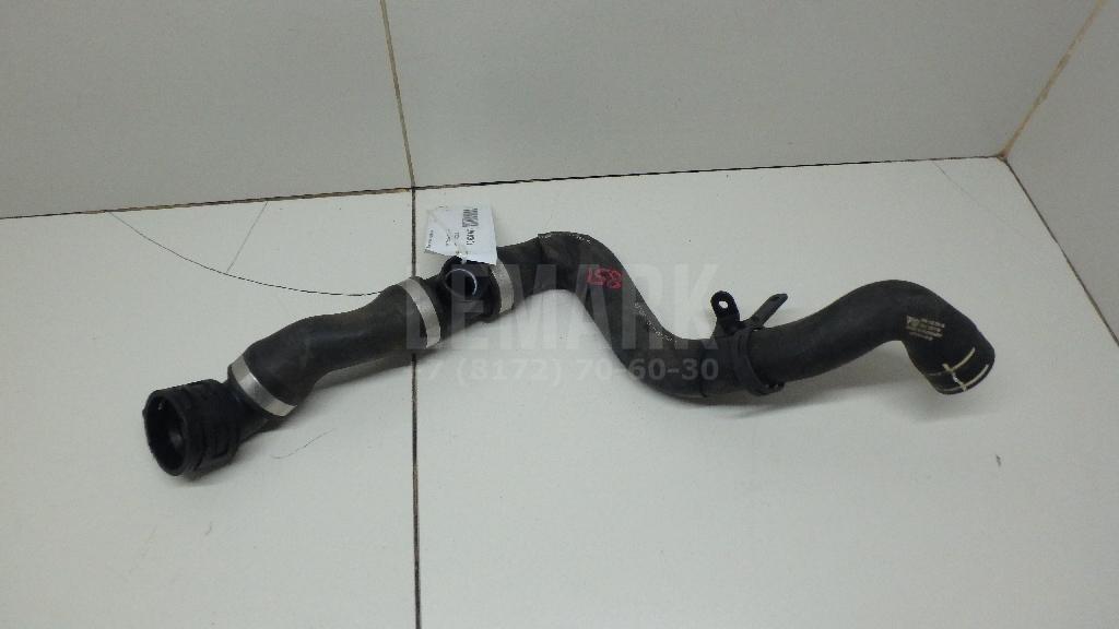 Патрубок радиатора 7P6122051G VAG