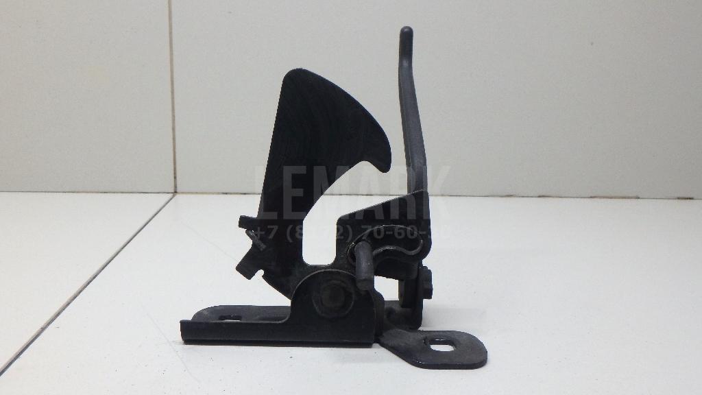 Крючок капота для  Astra HD 8 2005-2011