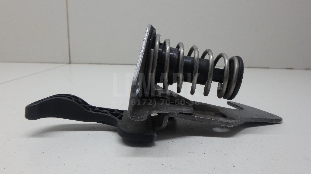 Крючок капота для  BMW 2-serie F22/F23/F87 2013-2020