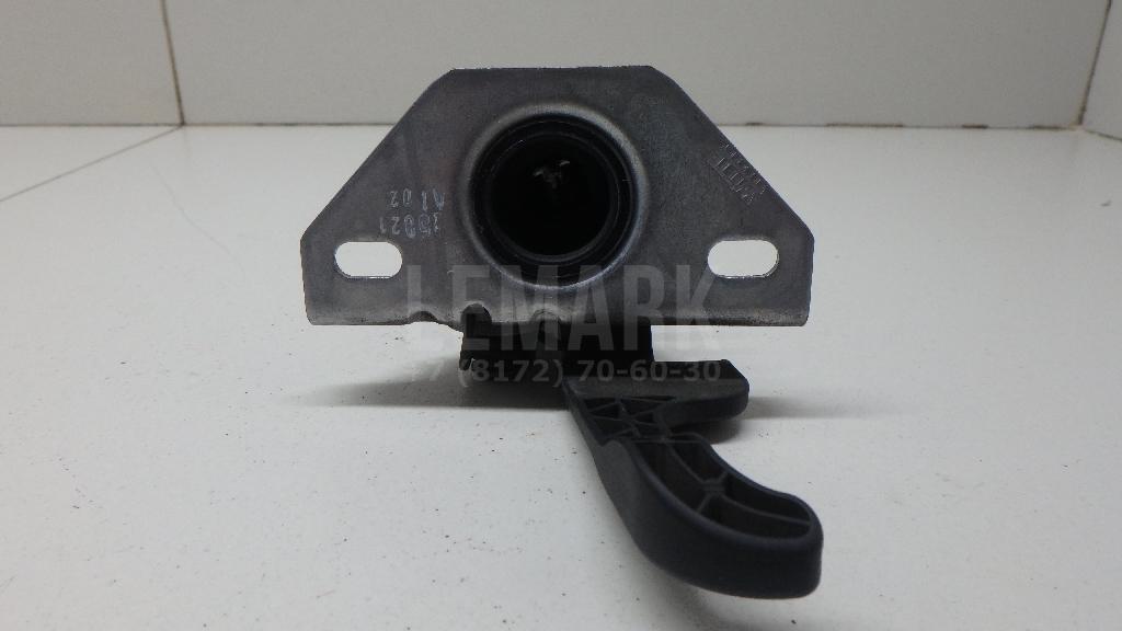 Крючок капота для  BMW 2-serie F22/F23/F87 2013-2020