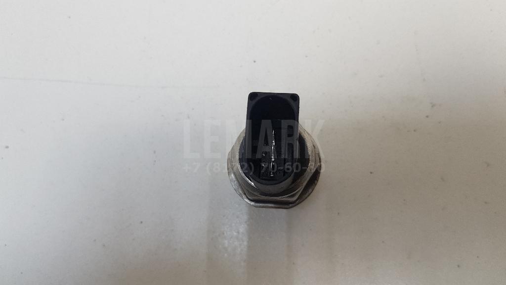 Датчик давления топлива 05A906051 VAG
