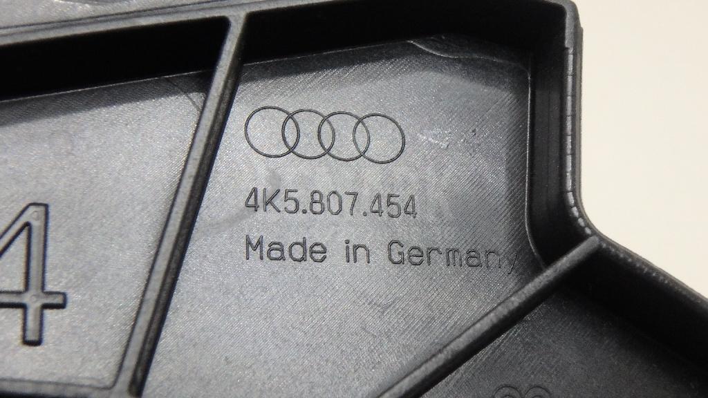Направляющая заднего бампера правая для  Audi A4 [B5] 1994-2001