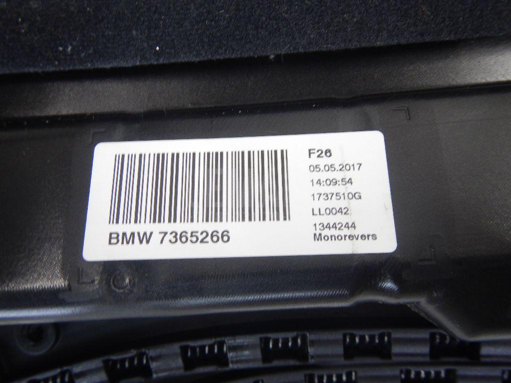 Направляющая люка для  Audi Q7 [4L] 2005-2015