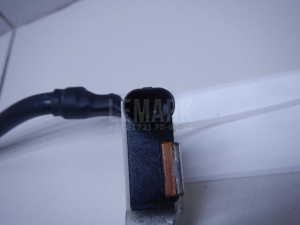 Клемма аккумулятора минус