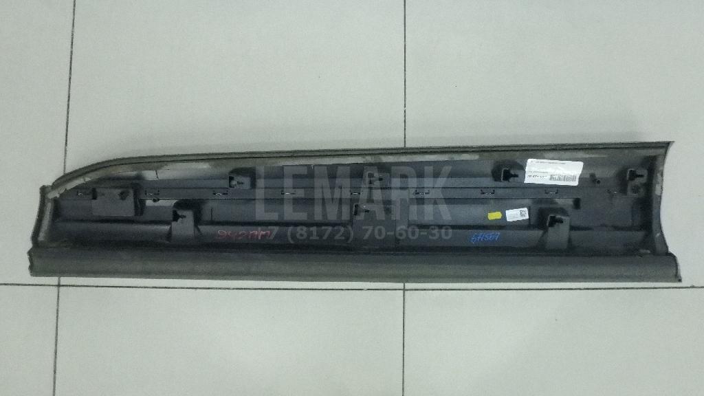 Накладка двери передней правой для  BMW 1-serie E82/E88 2007-2013