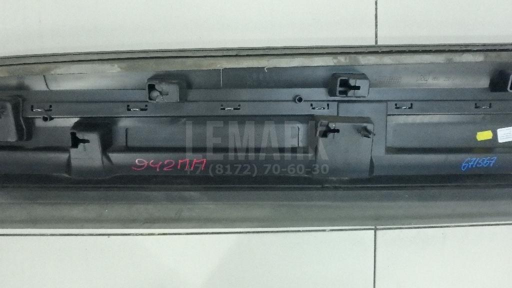 Накладка двери передней правой для  BMW 1-serie E82/E88 2007-2013