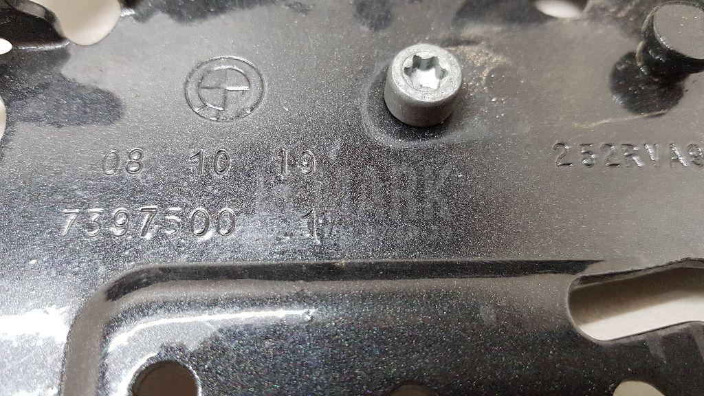 Петля капота правая для  Audi A3 (8L1) 1996-2003