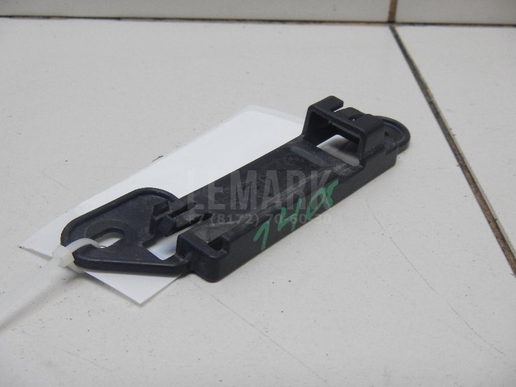 Кронштейн (сопут. товар) для  BMW 1-serie E82/E88 2007-2013