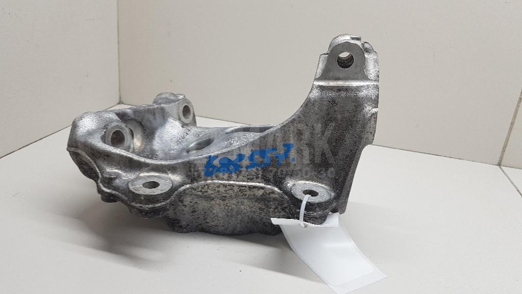Кулак поворотный передний правый для  Audi A3 [8PA] Sportback 2004-2013