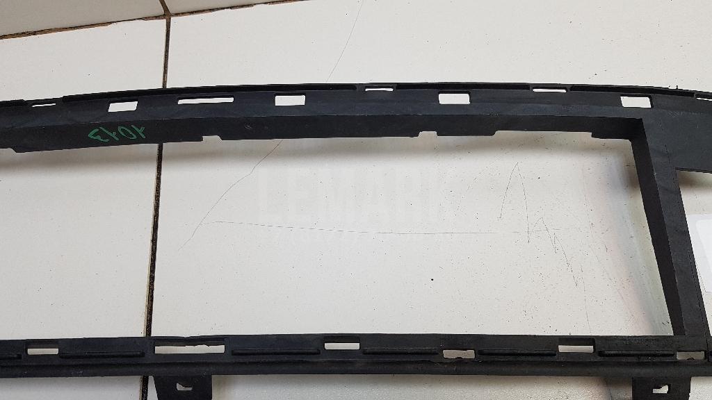 Рамка решетки в бампер для  BMW X2 F39 2018-2023