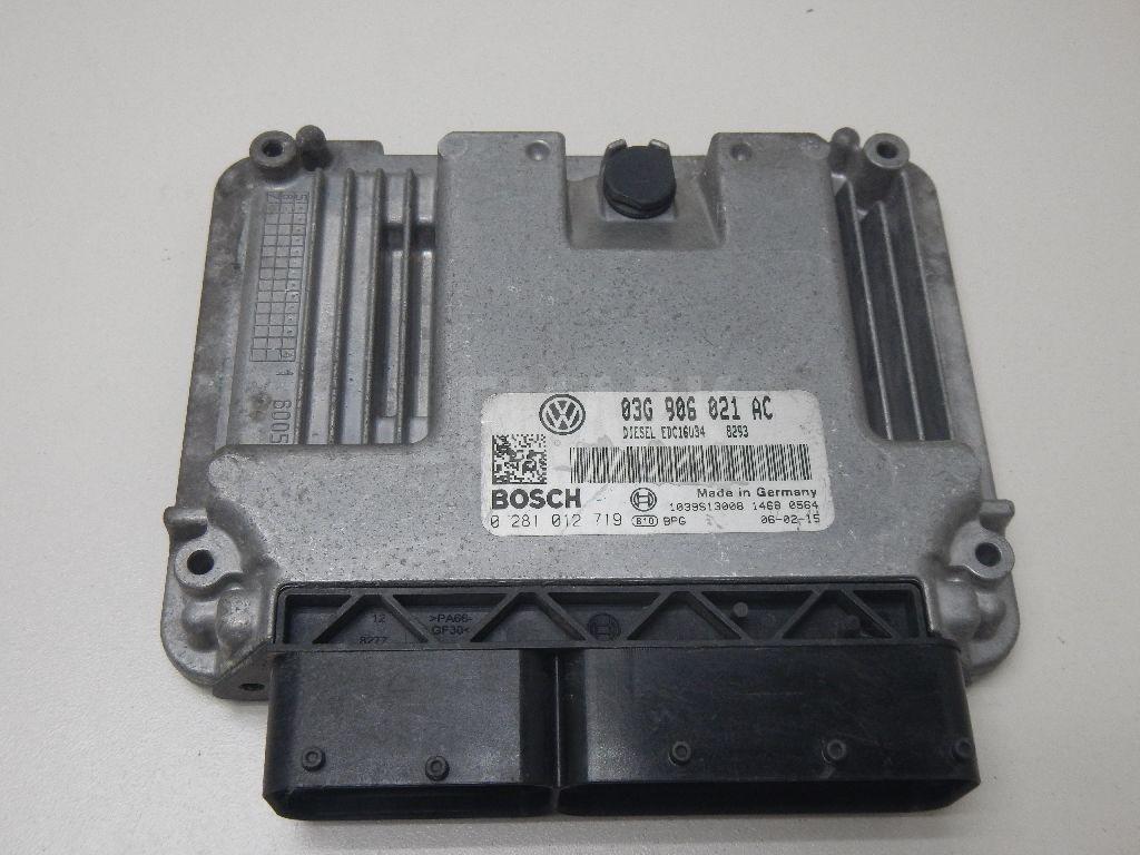 Блок управления двигателем 03G906021AC VAG