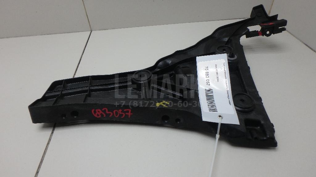 Направляющая заднего бампера левая для  BMW 1-serie E87/E81 2004-2011