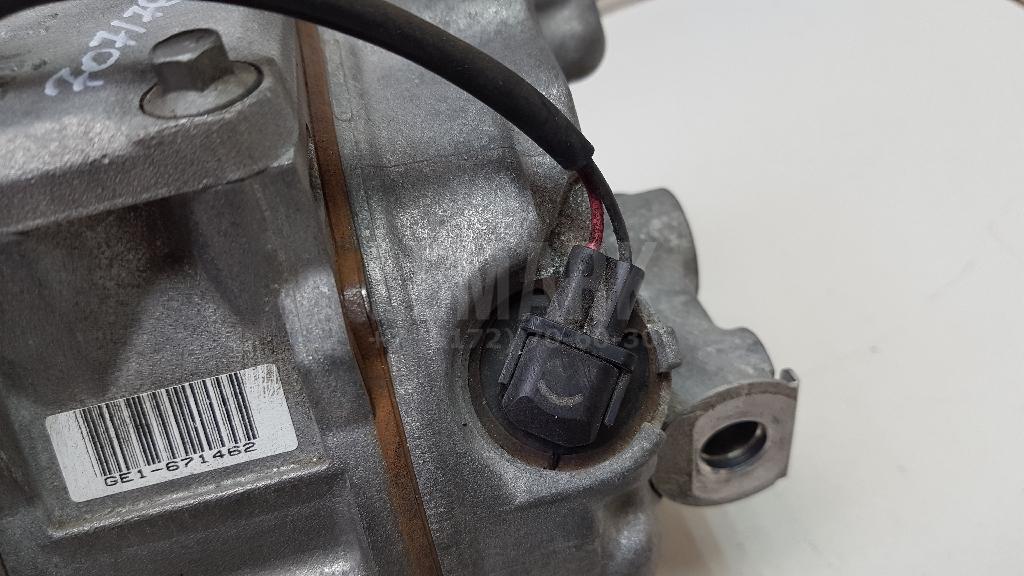 Компрессор кондиционера для  Audi V8 1988-1994