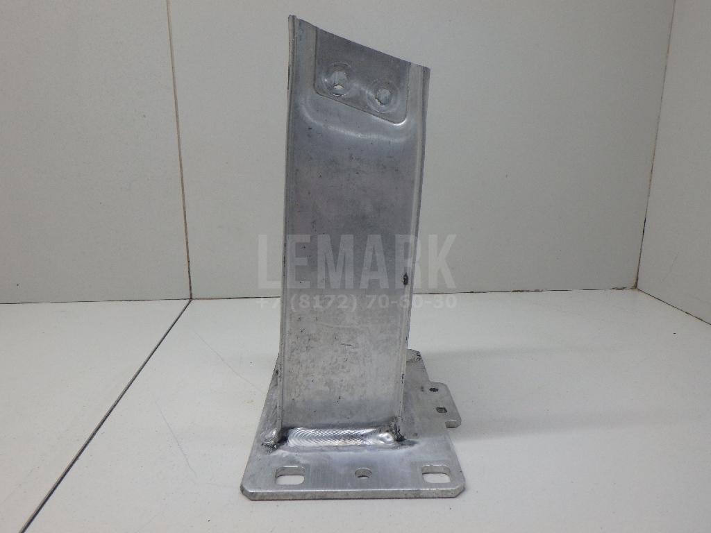 Кронштейн усилителя переднего бампера правый для  Audi A3 [8P1] 2003-2013
