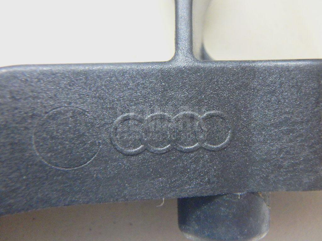 Кронштейн фар правый для  Audi 80/90 [B2] 0-1986