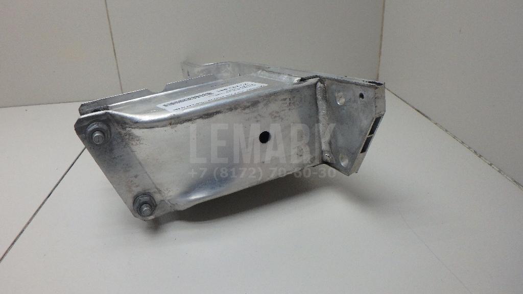 Кронштейн усилителя переднего бампера правый для  BMW X3 E83 2004-2010