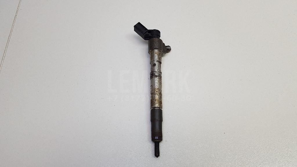 Форсунка дизельная электрическая 338002U000 Hyundai-Kia