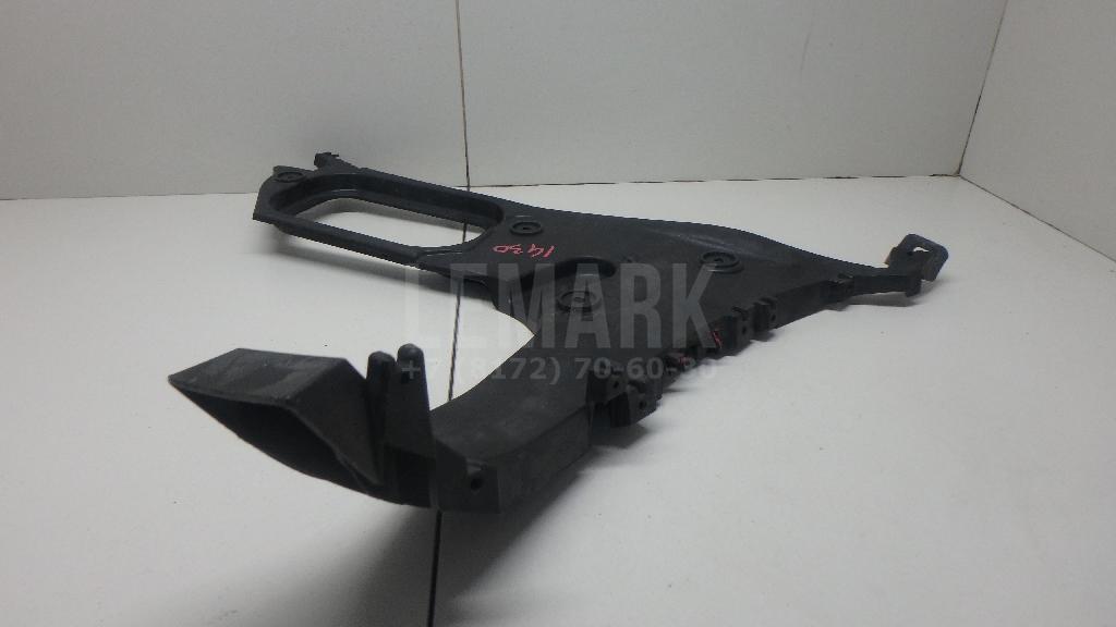Направляющая заднего бампера левая для  BMW 2-serie F22/F23/F87 2013-2020
