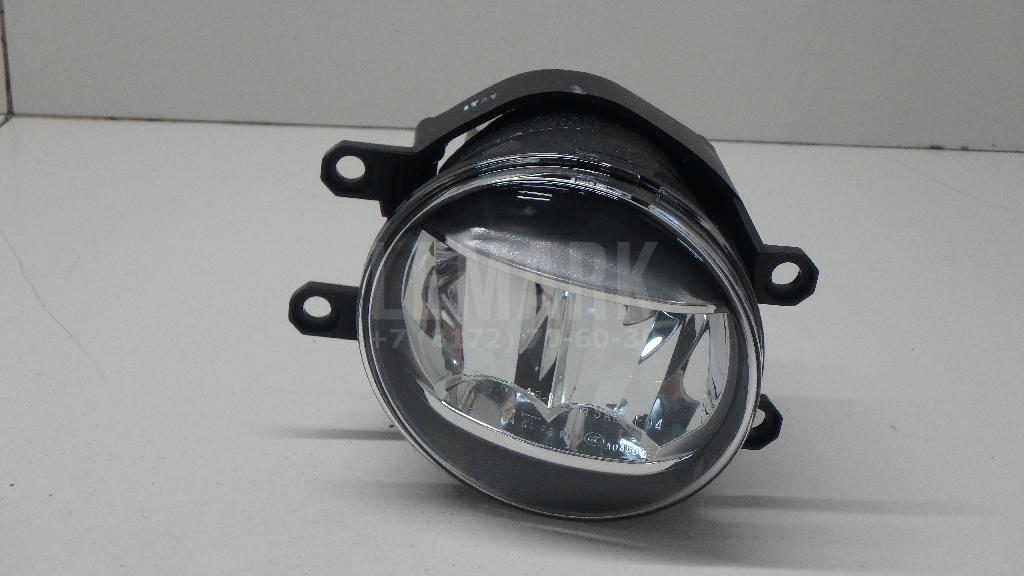 Фара противотуманная правая 8121048051 Toyota