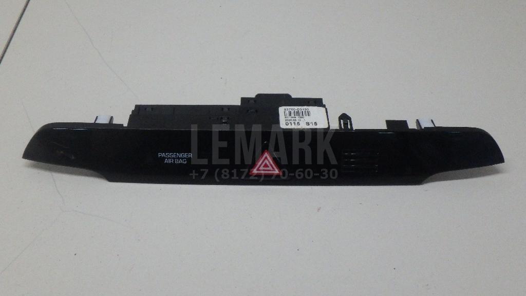Кнопка аварийной сигнализации 93700D3150BLH Hyundai-Kia