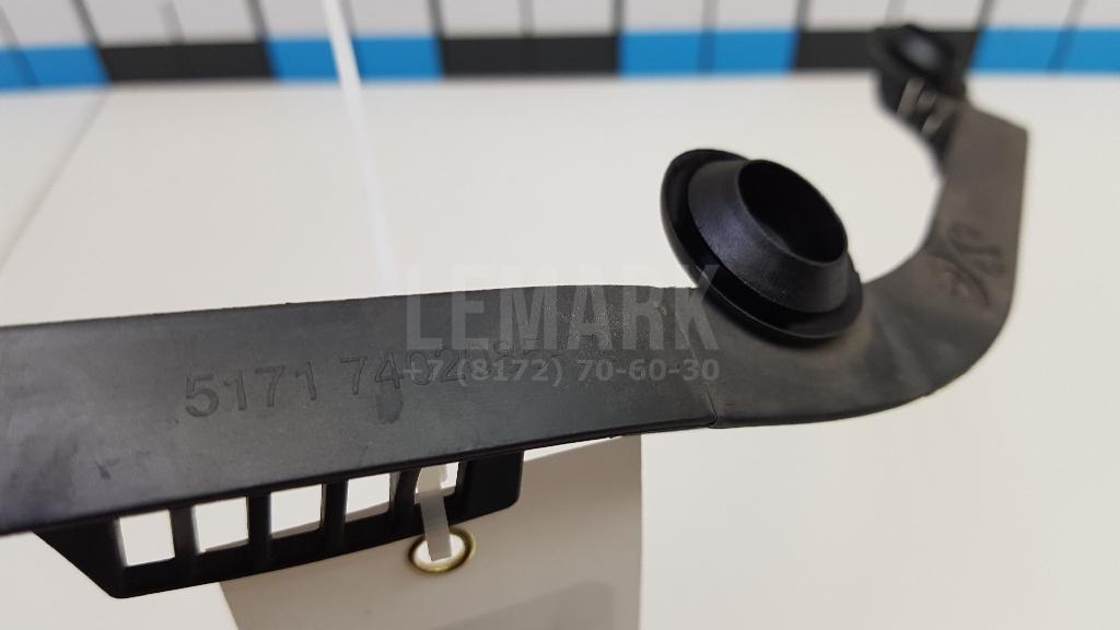 Решетка в капот для  BMW X1 F48 2014-2022