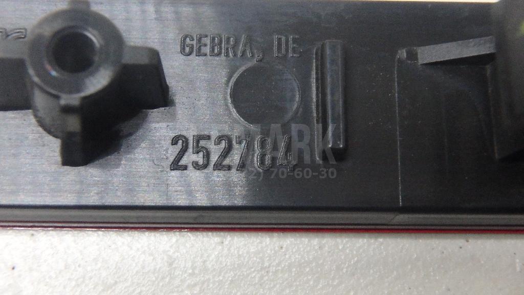 Отражатель в бампер задний правый для  Audi TT(8N) 1998-2006