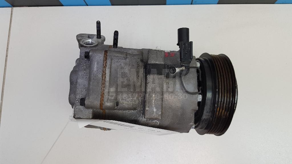 Компрессор кондиционера 977011U100 Hyundai-Kia